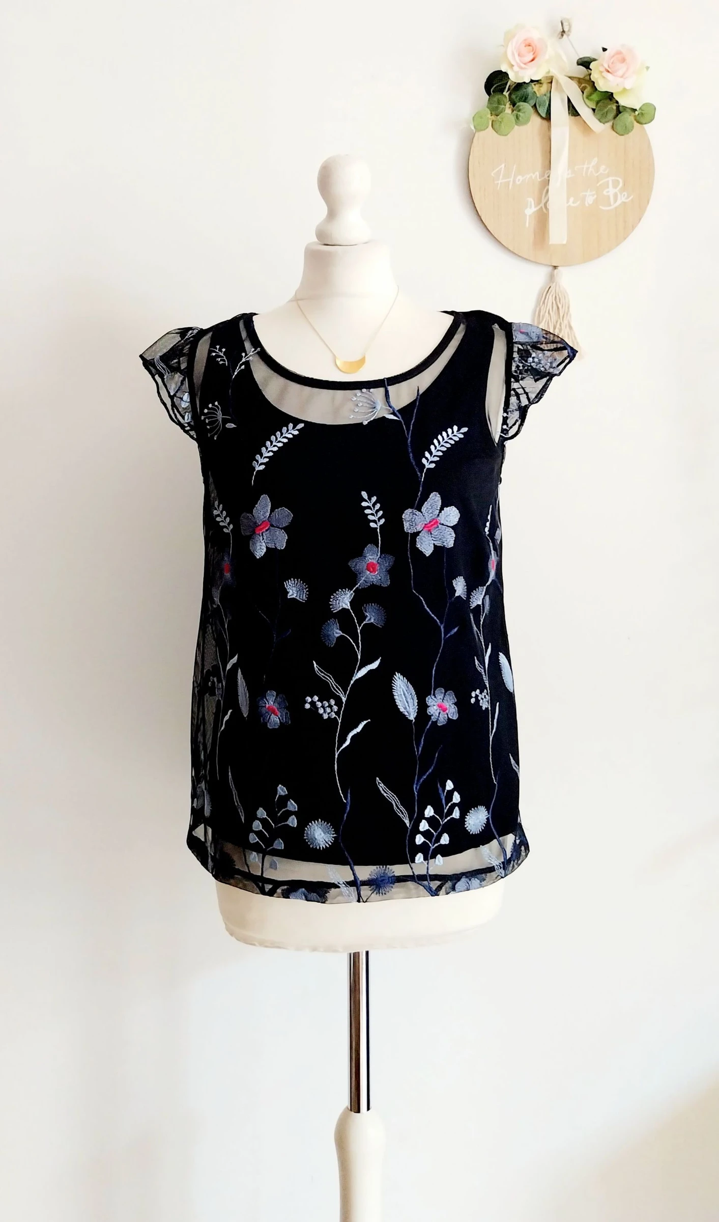 Blusa formal azul noche bordada Betty & Co Talla 36 – photo 2